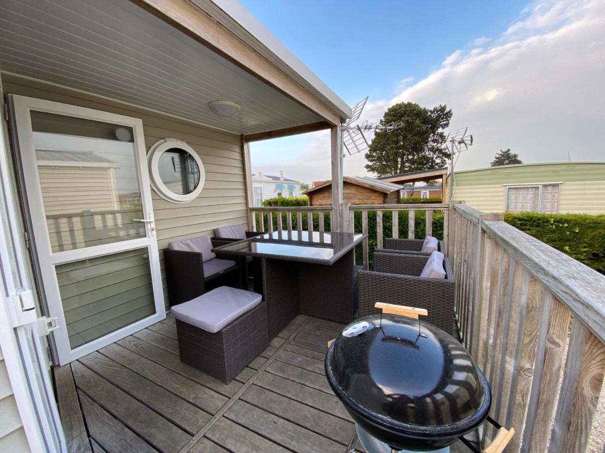 Camping Le Clos Savoye Biville-sur-Mer Экстерьер фото